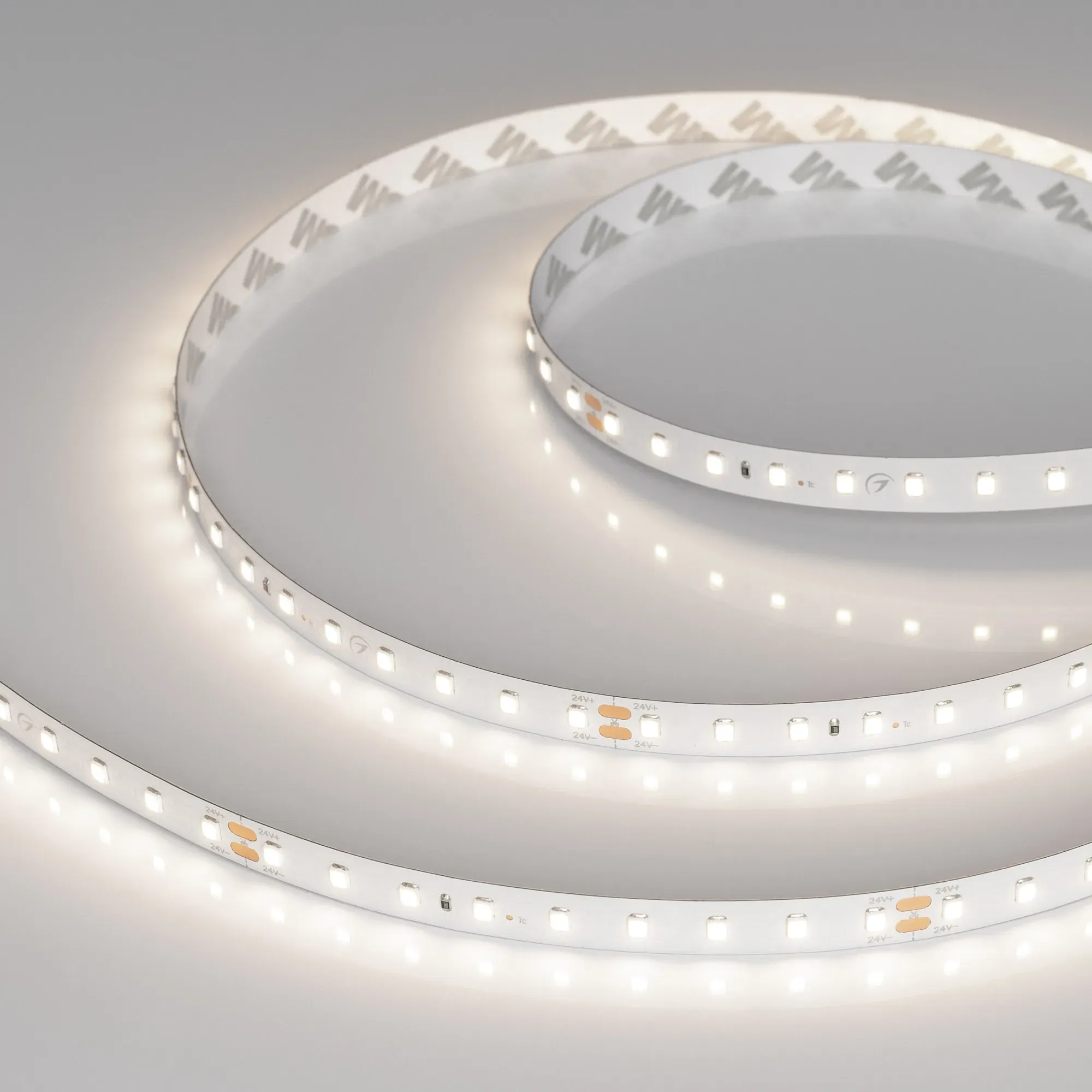 Лента ULTRA-A90-10mm 24V Day4000 (4.8 W/m, IP20, 5m) (Arlight, высок.эфф.200 лм/Вт) - изображение товара